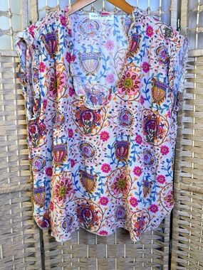 Natural Life Women's Pink Floral V-Neck Boho Top Size Small